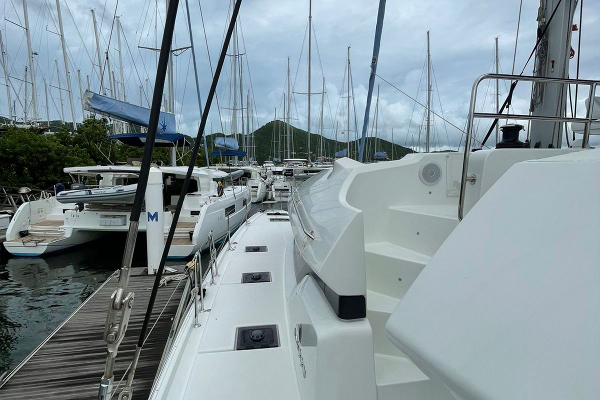 Lagoon 50 - 6 + 2 cab. — photo 9