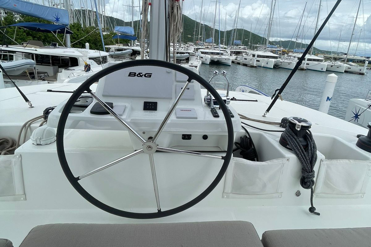 Lagoon 50 - 6 + 2 cab. — photo 11