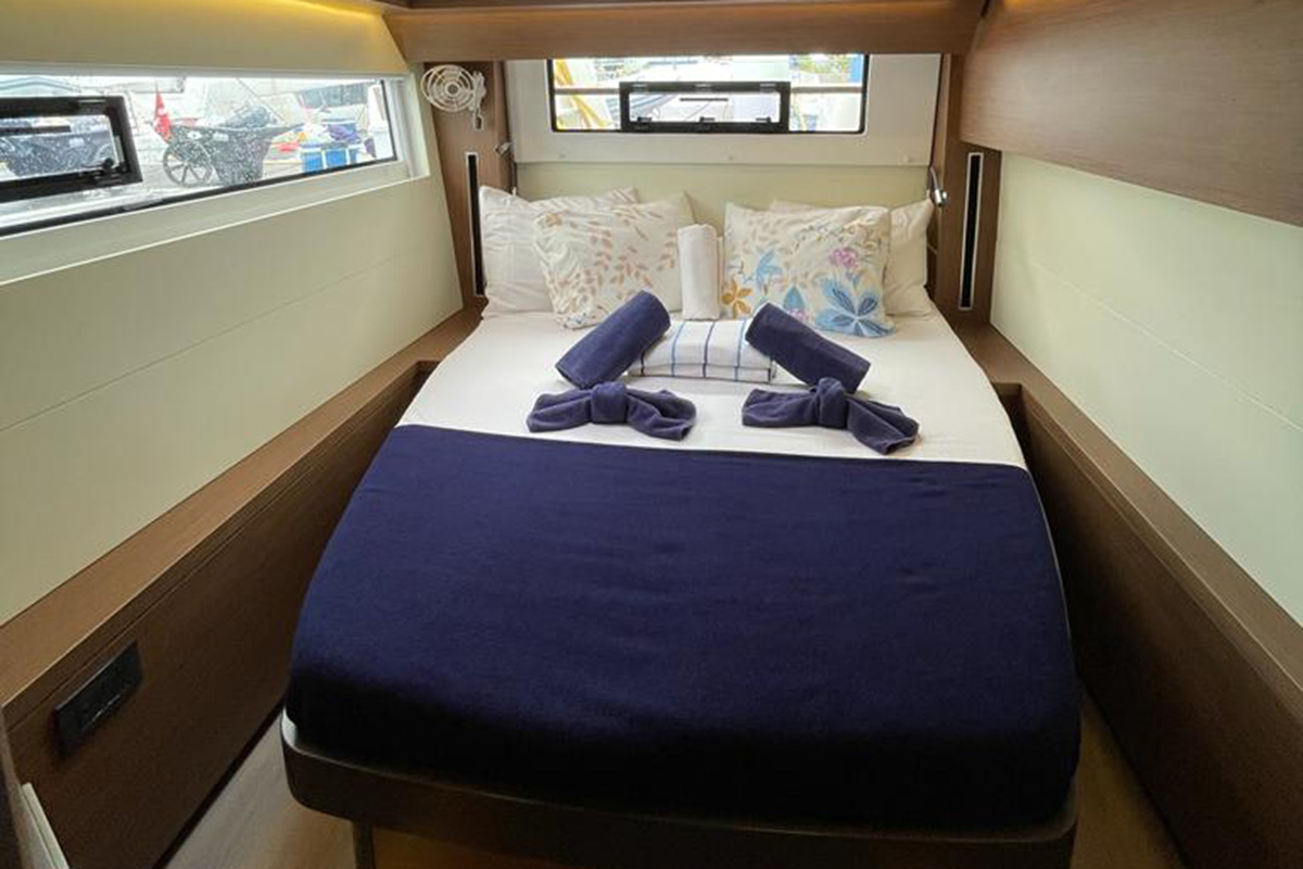 Lagoon 50 - 6 + 2 cab. — photo 18