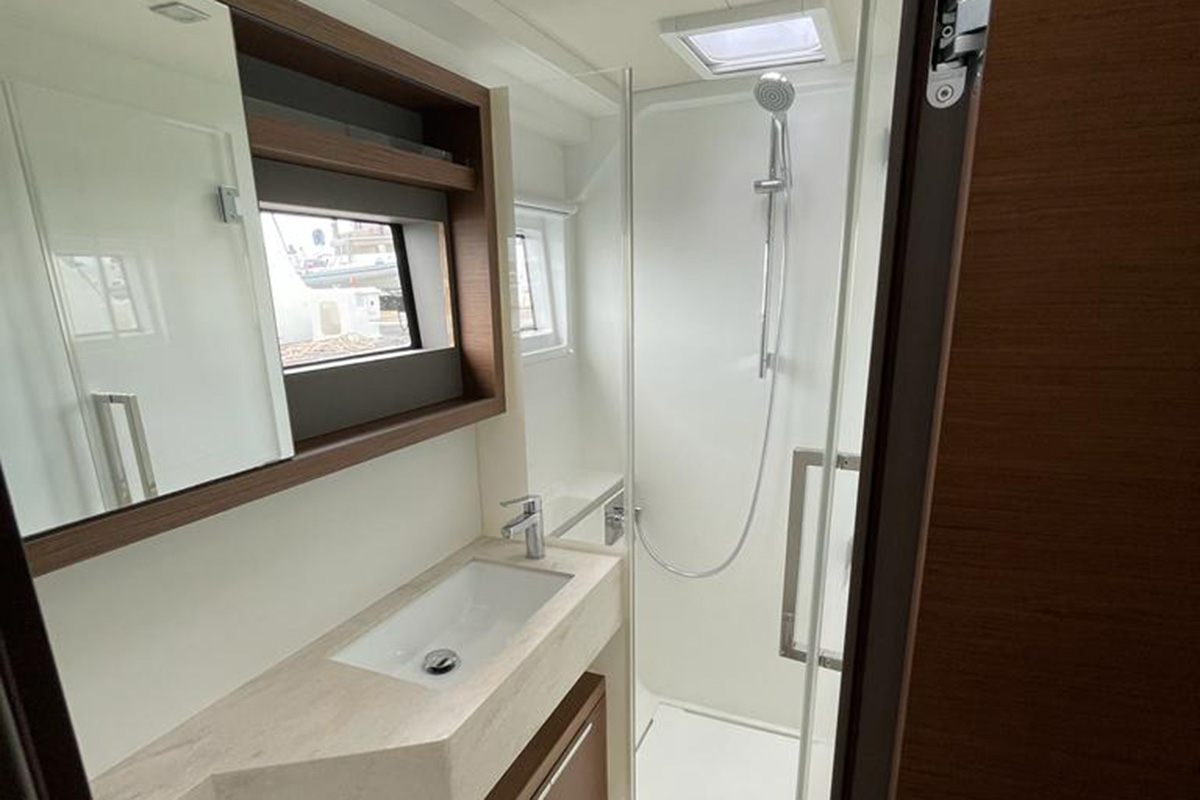 Lagoon 50 - 6 + 2 cab. — photo 26