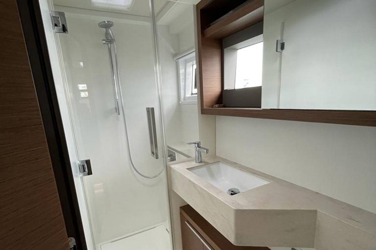 Lagoon 50 - 6 + 2 cab. — photo 27