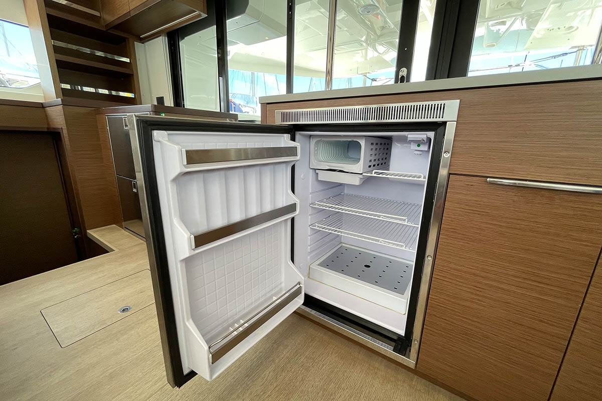 Lagoon 46 - 4 + 2 cab. — photo 8