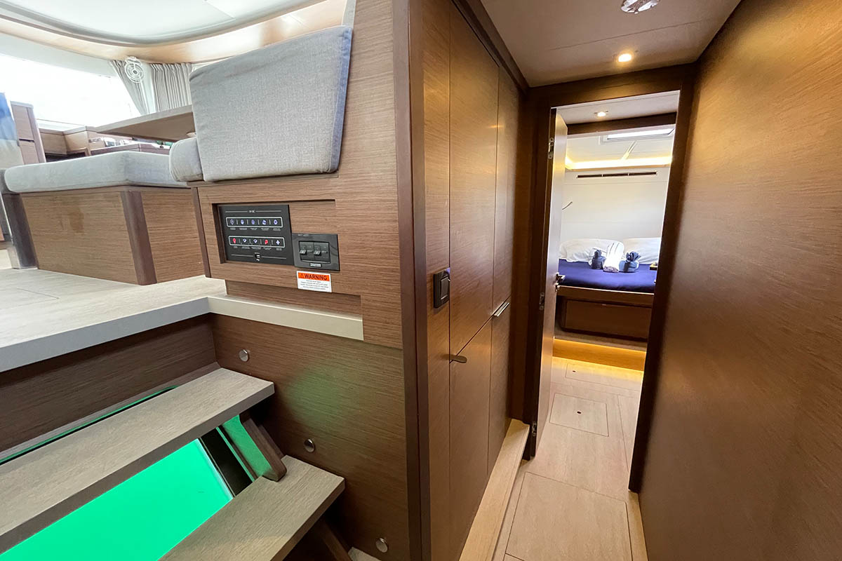 Lagoon 46 - 4 + 2 cab. — photo 11