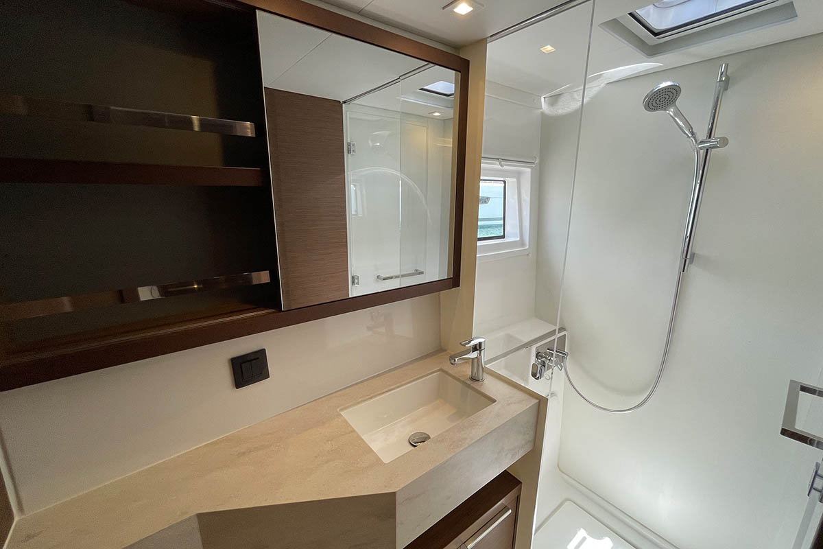 Lagoon 46 - 4 + 2 cab. — photo 24