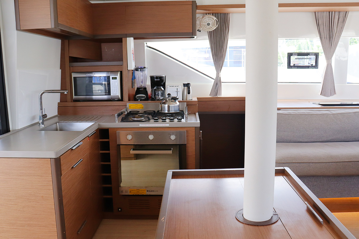 Lagoon 50 - 6 + 2 cab. — photo 20