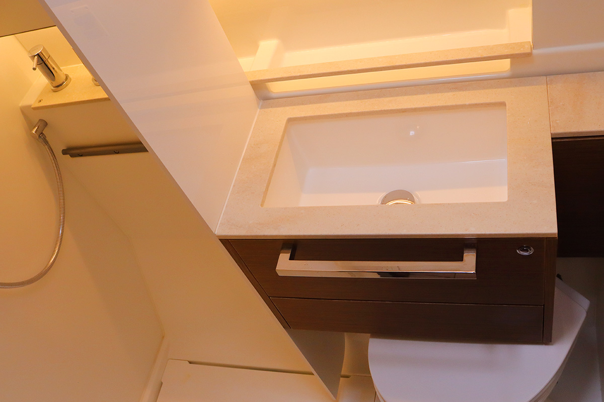 Lagoon 50 - 6 + 2 cab. — photo 45