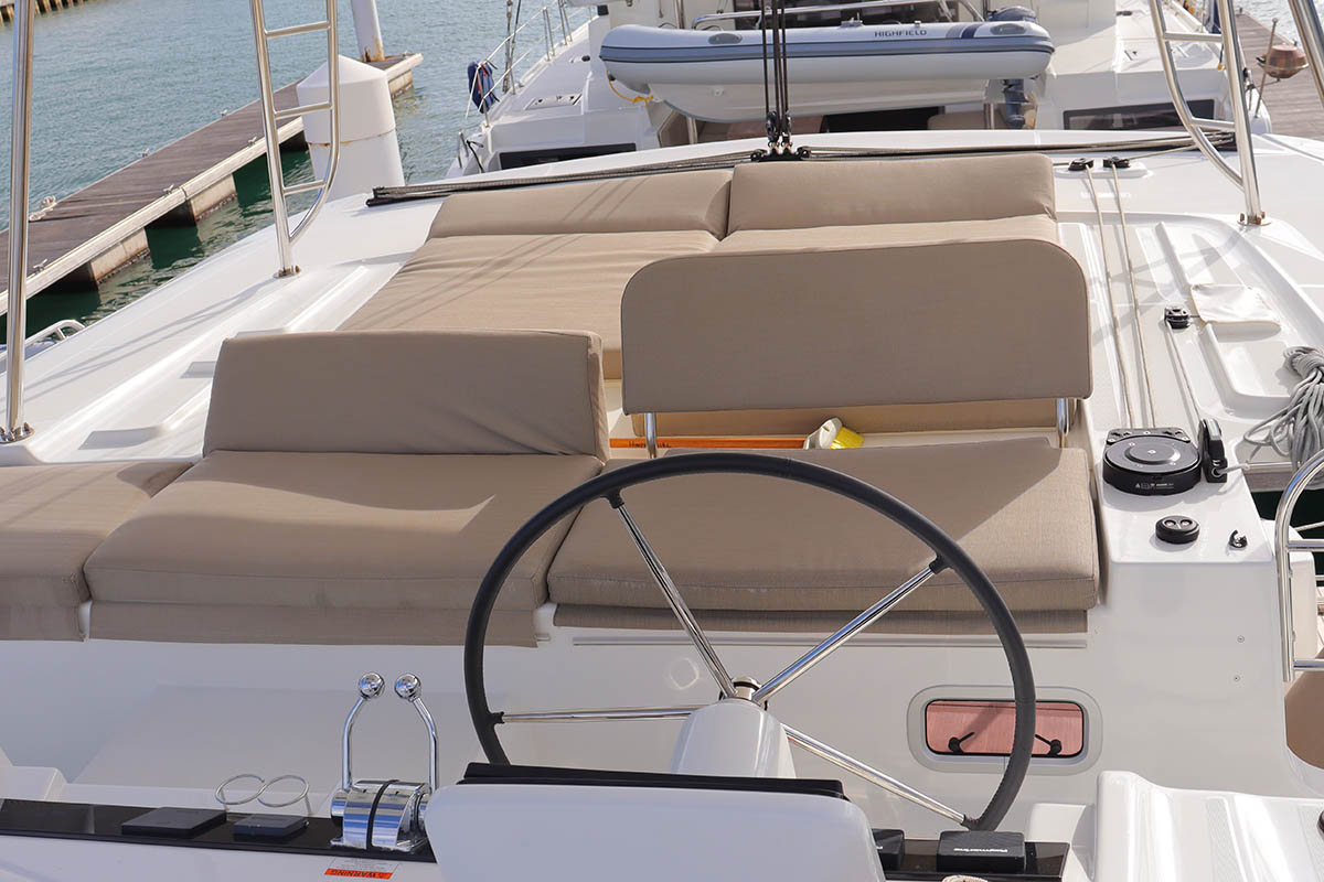 Lagoon 46 - 4 + 2 cab. — photo 8