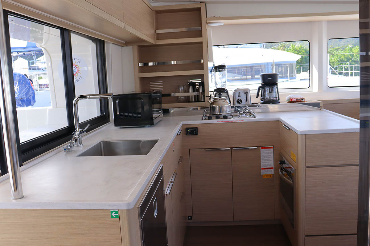 Lagoon 46 - 4 + 2 cab. — photo 15