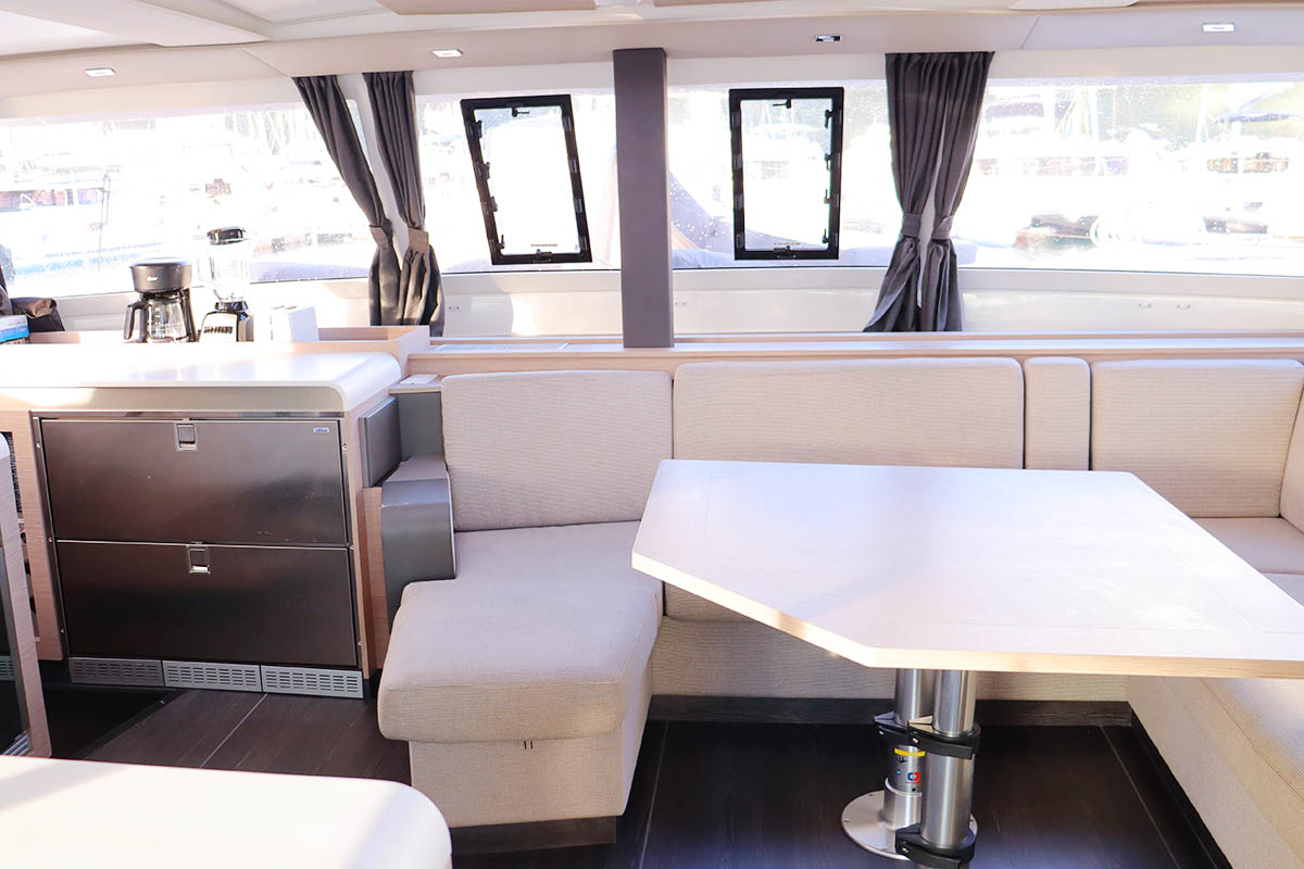 Lagoon 42 - 4 + 2 cab. — photo 10