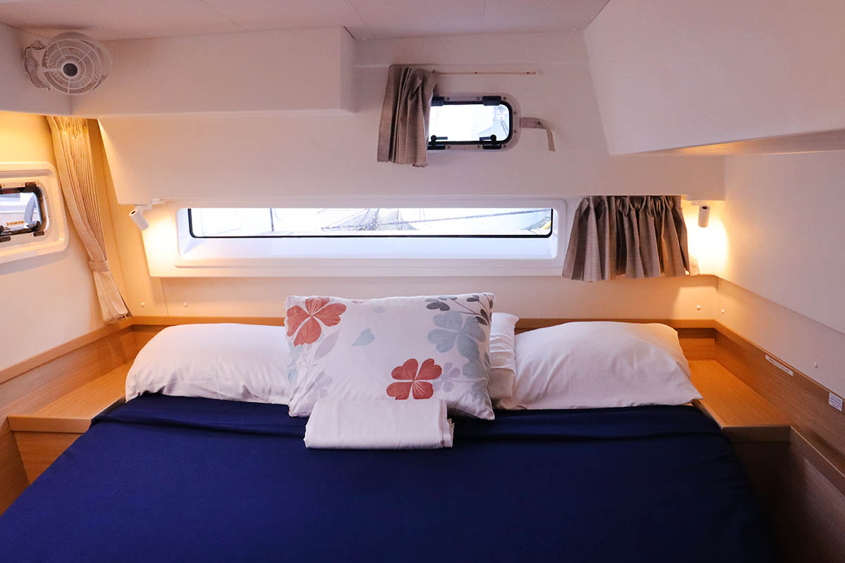 Lagoon 42 - 4 + 2 cab. — photo 17
