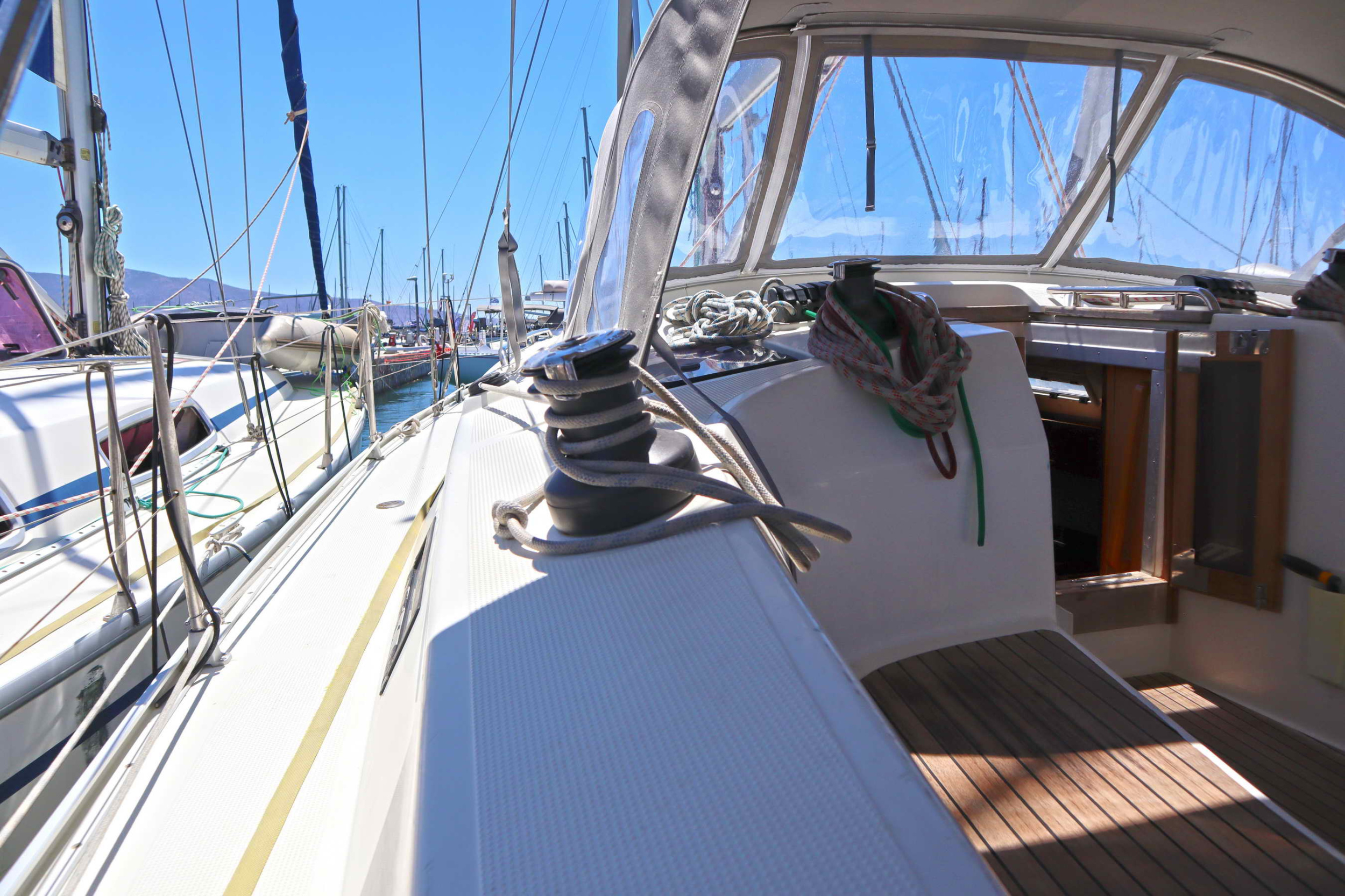 Bavaria Cruiser 40 — photo 6