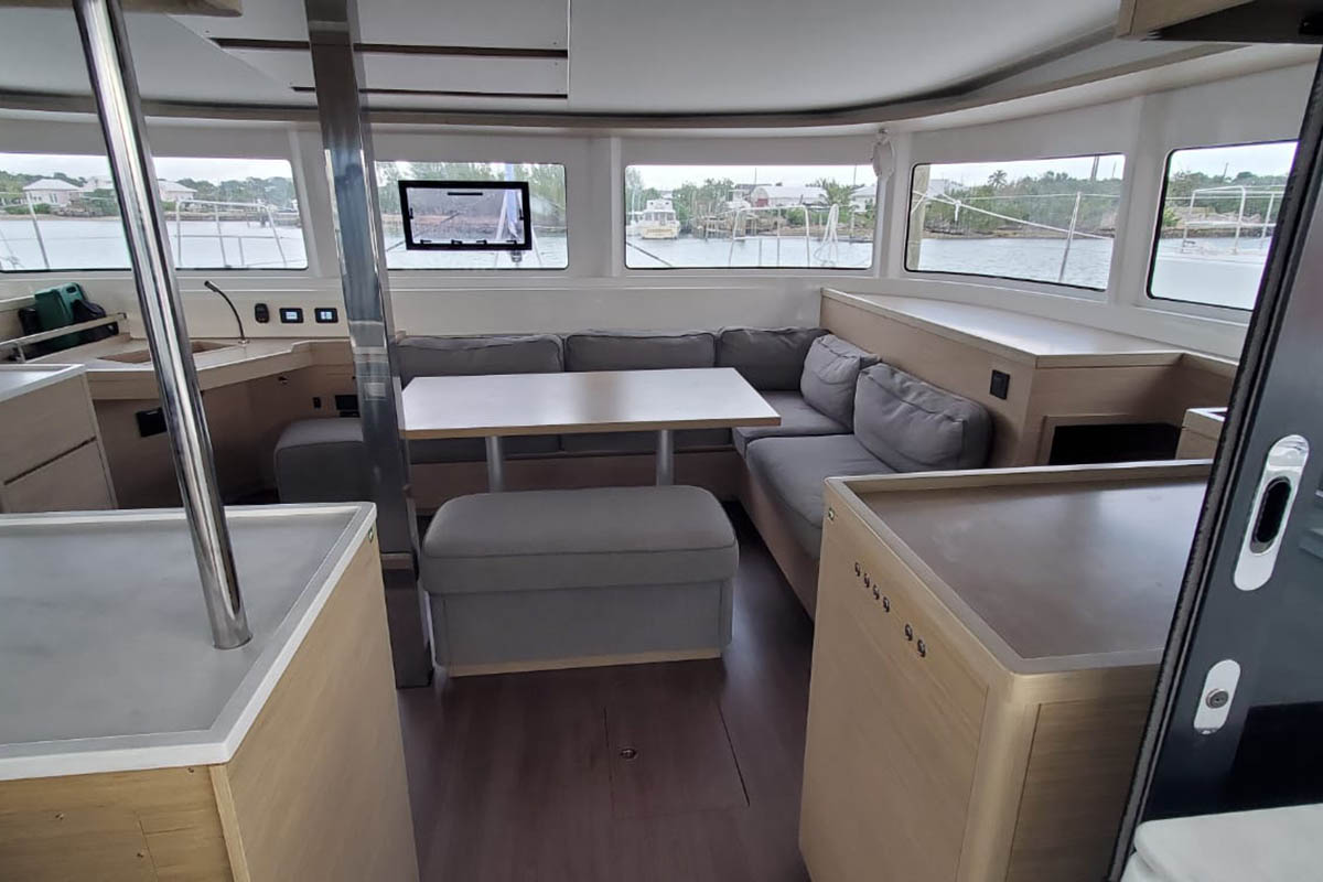 Lagoon 46 - 4 + 2 cab. — photo 10