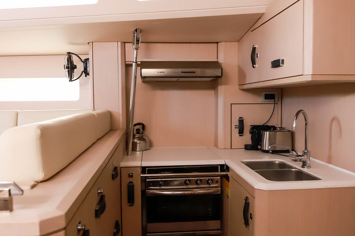 Jeanneau 60 — photo 11