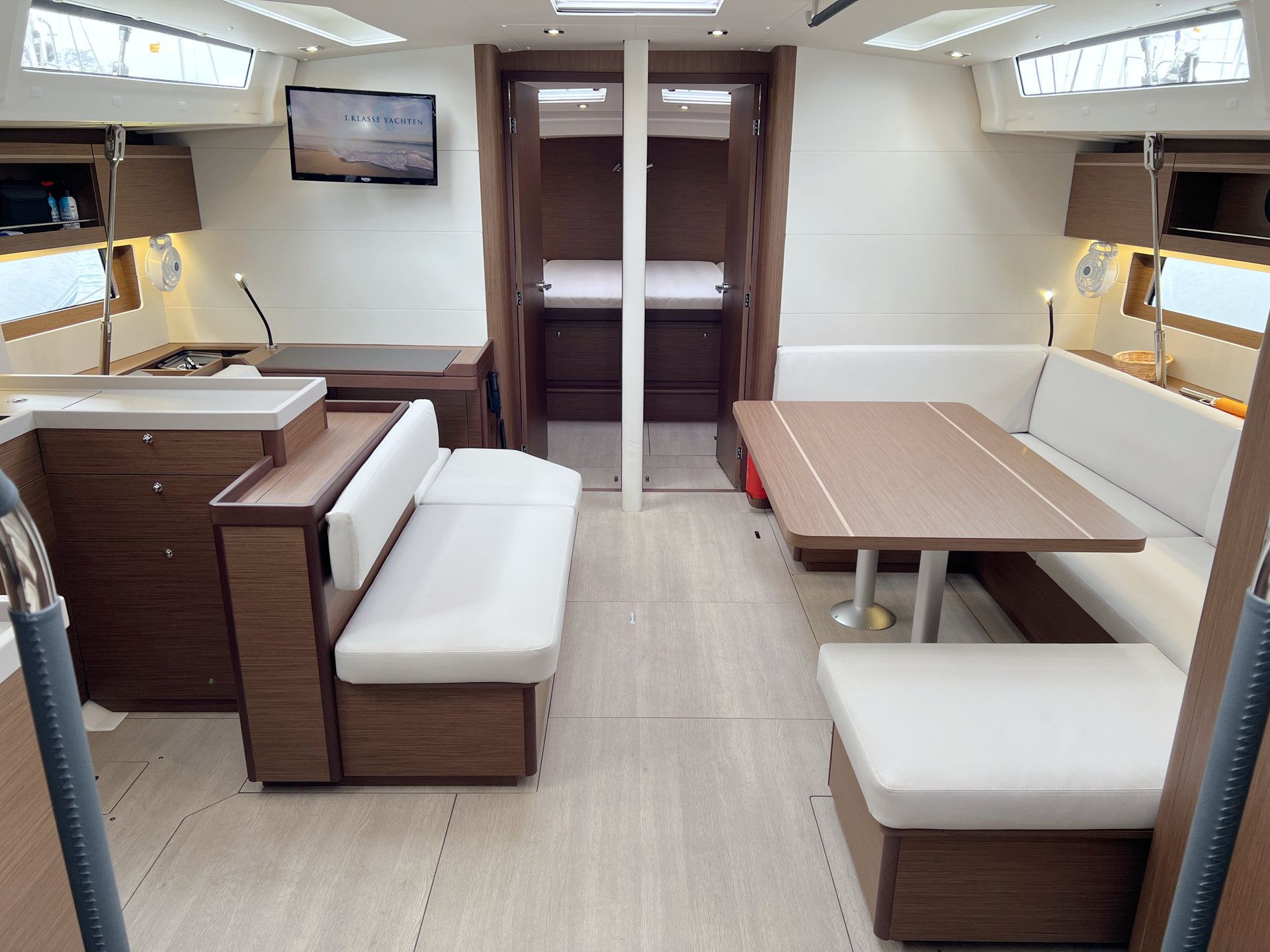 Oceanis 51.1 — photo 9