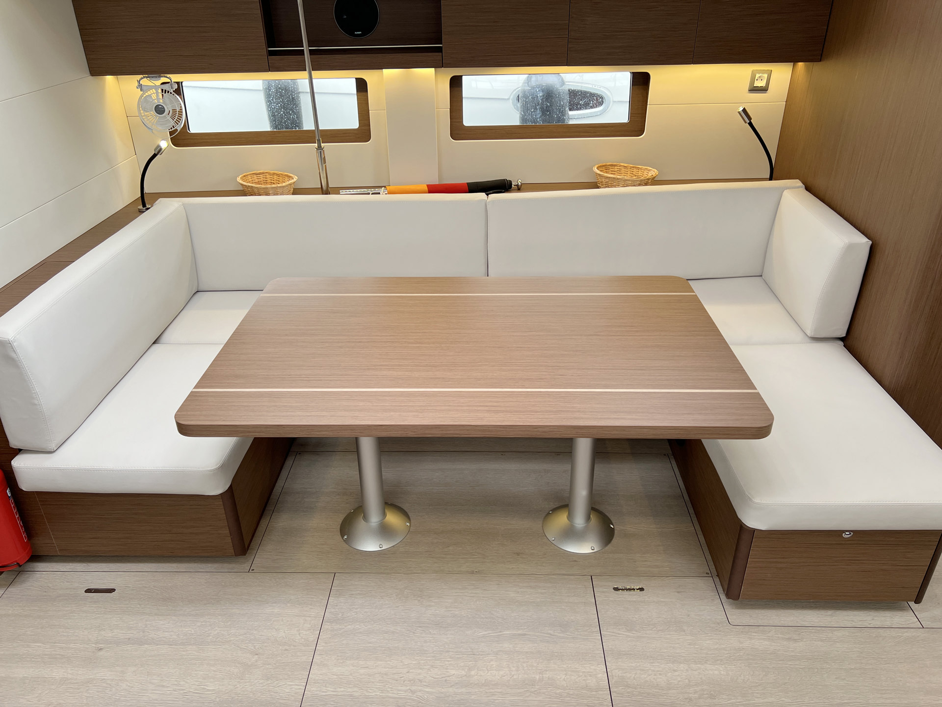 Oceanis 51.1 — photo 15