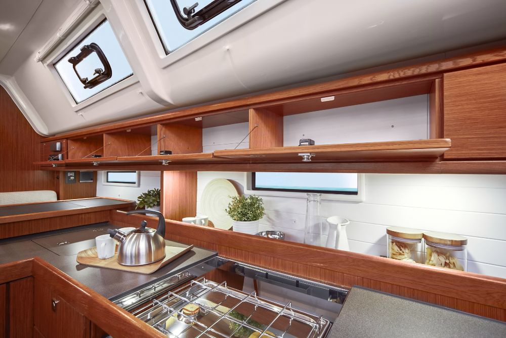 Bavaria Cruiser 51 — photo 10