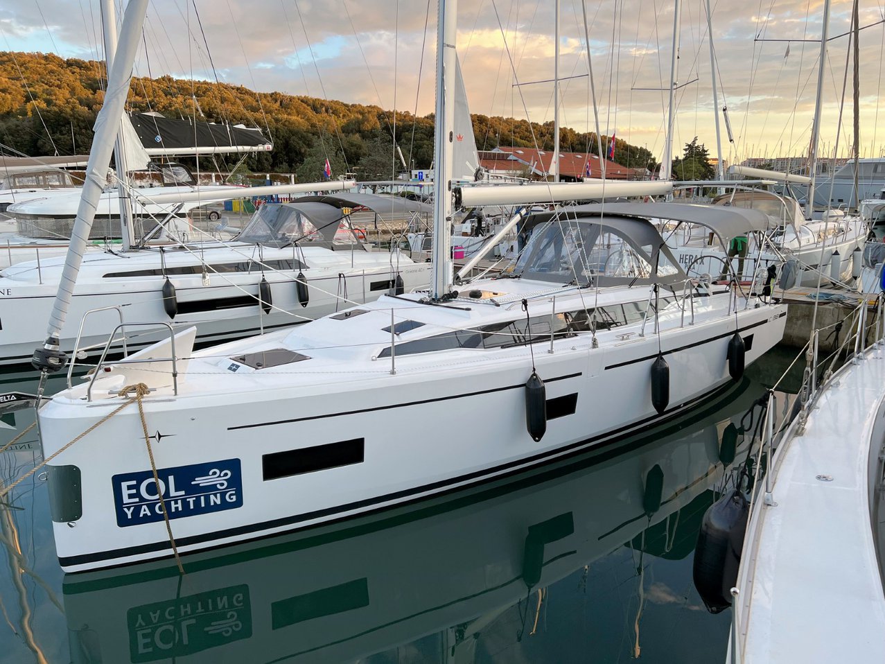 Bavaria C38 — photo 16