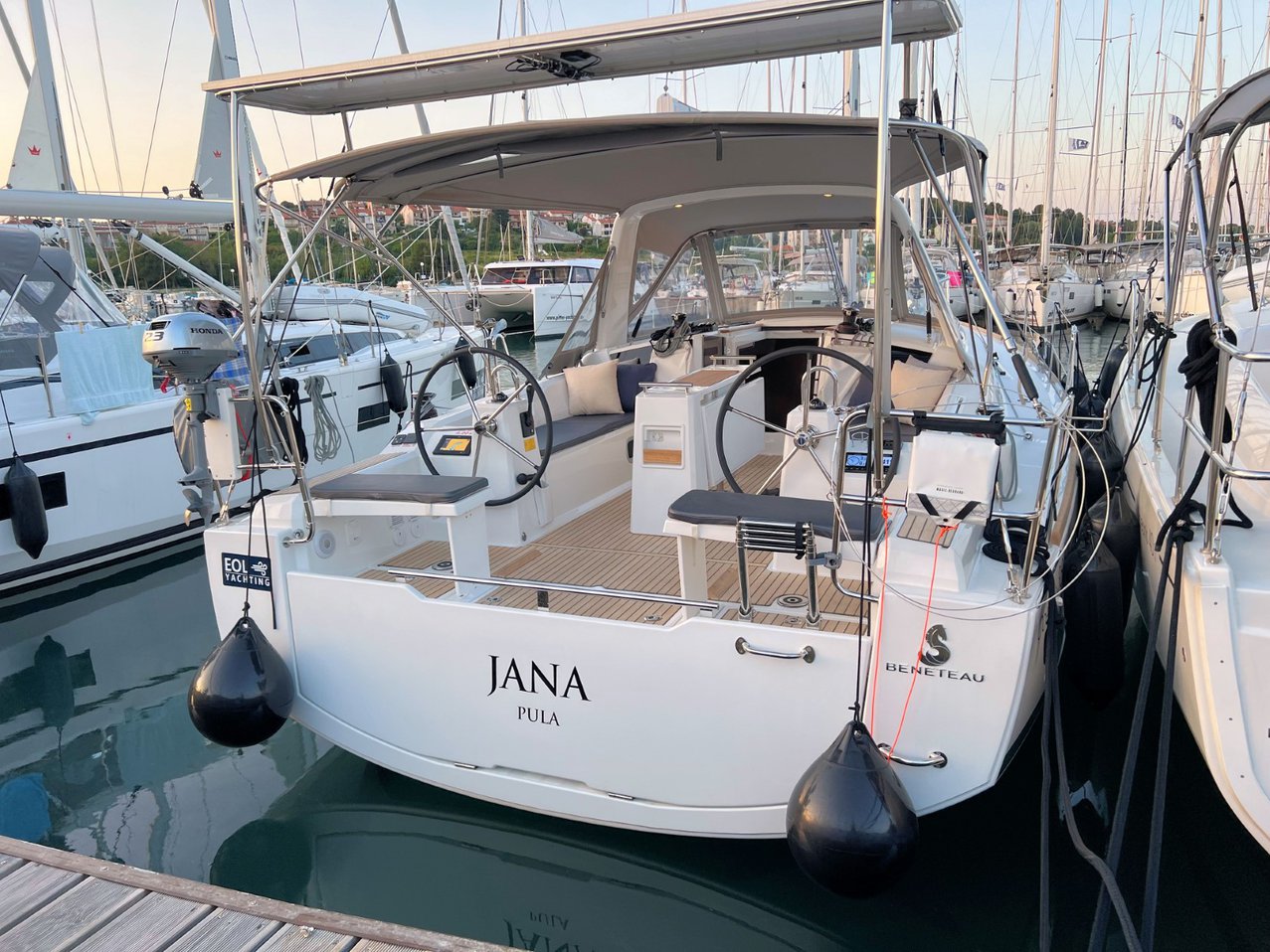 Oceanis 38.1 — photo 8