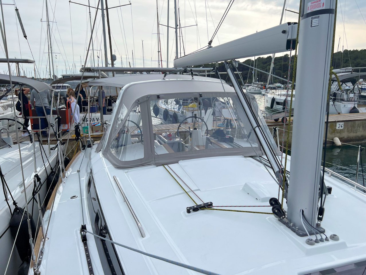 Oceanis 38.1 — photo 14