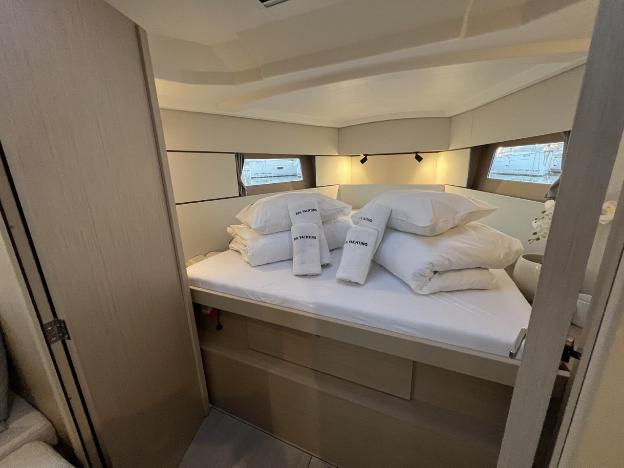 Oceanis 38.1 — photo 32