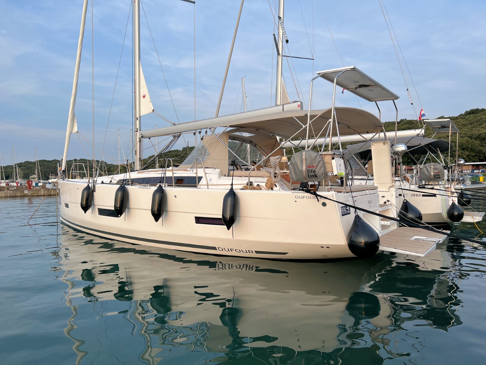 Dufour 430 GL — photo 8