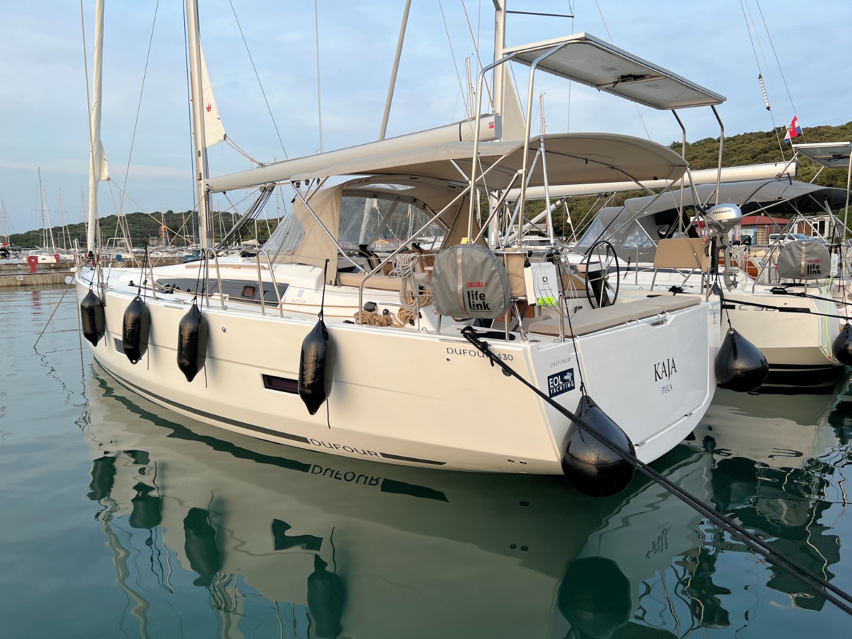 Dufour 430 GL — photo 10