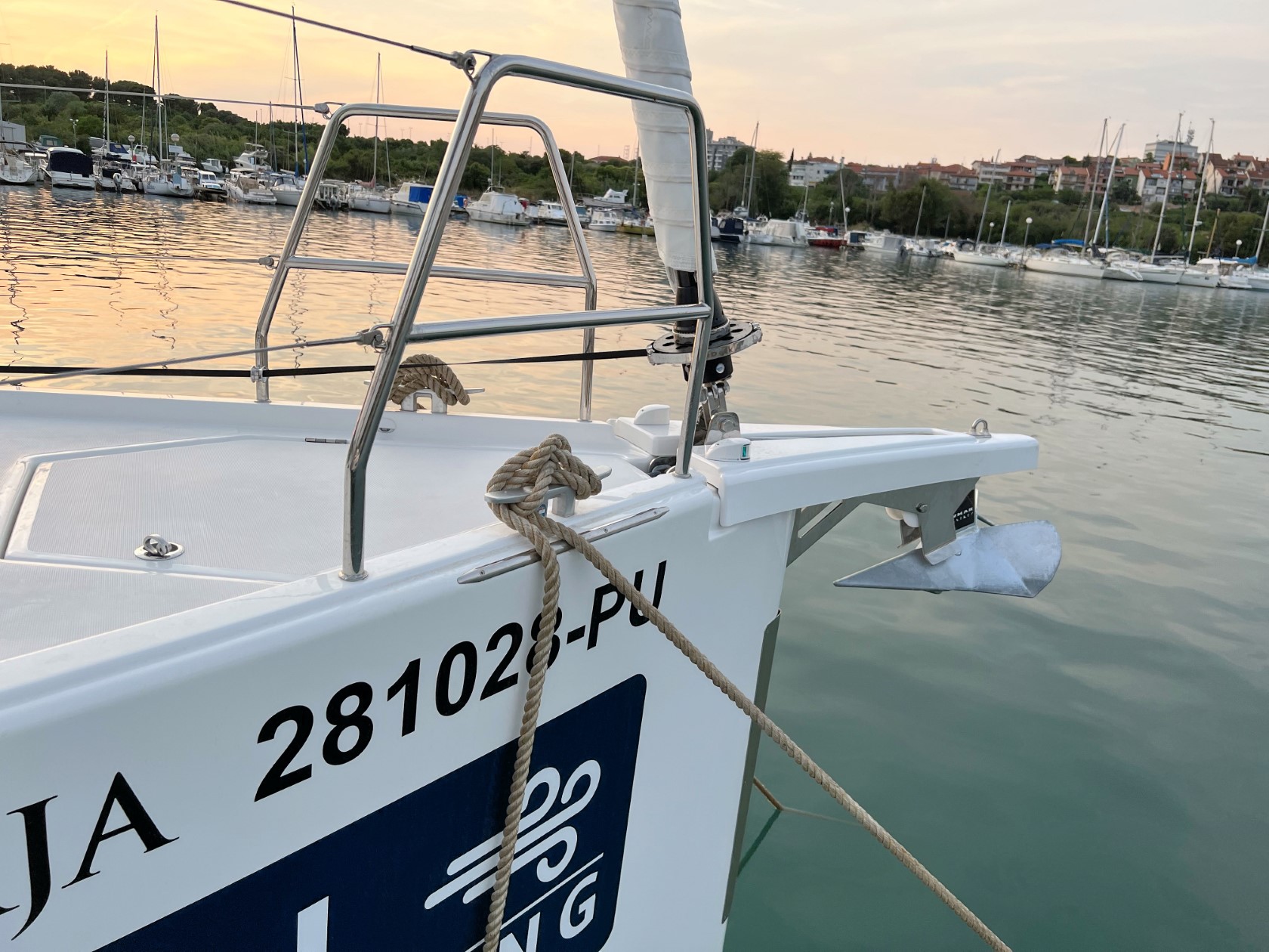 Dufour 430 GL — photo 22