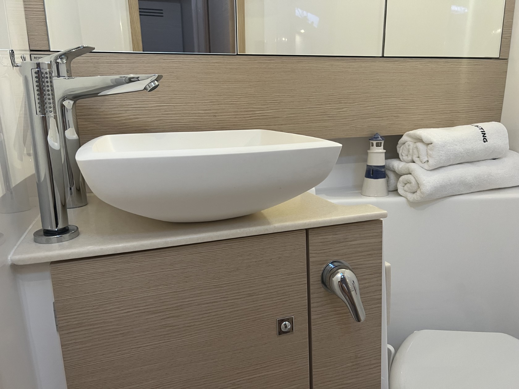 Dufour 430 GL — photo 38