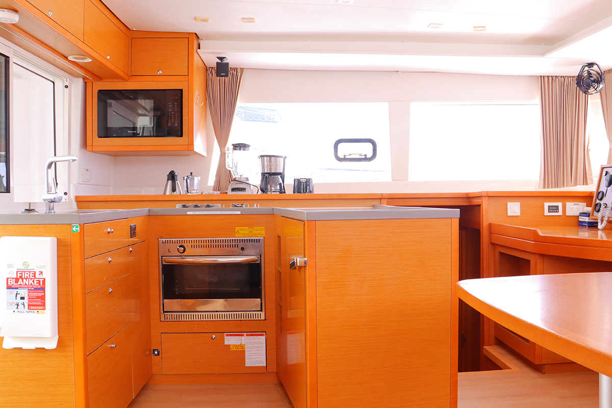 Lagoon 450 F - 4 + 2 cab. — photo 15