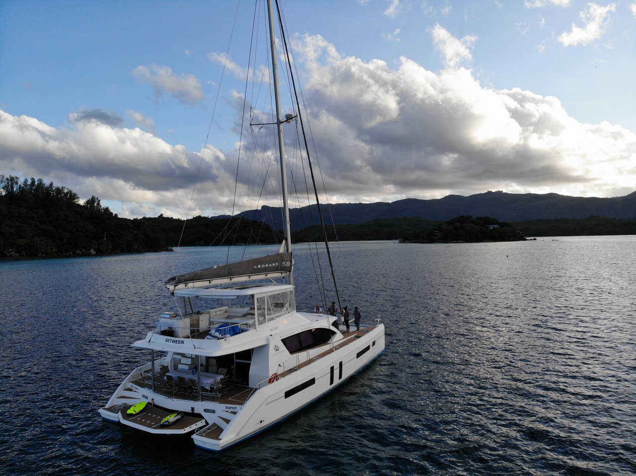 Leopard 58 — photo 4