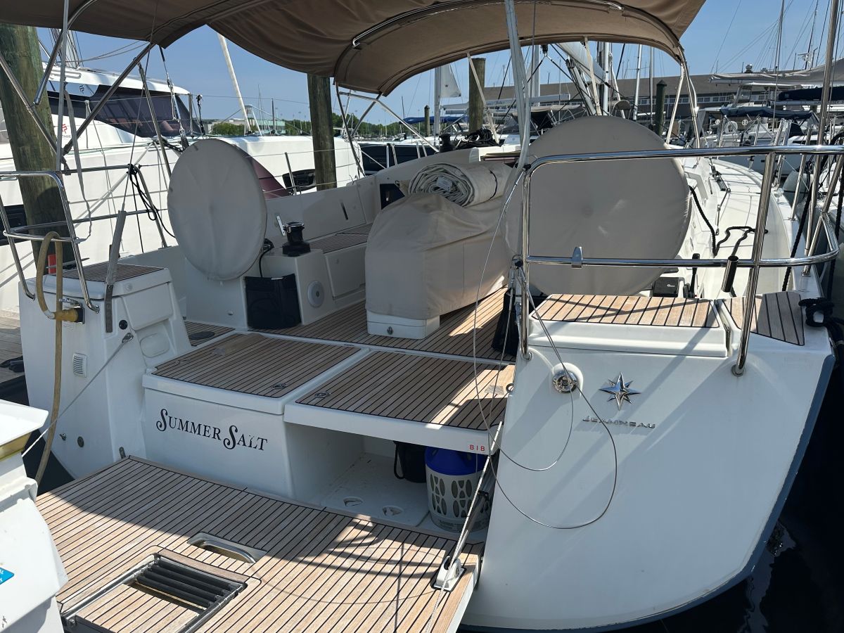 Sun Odyssey 440 - 3 cab. — photo 1