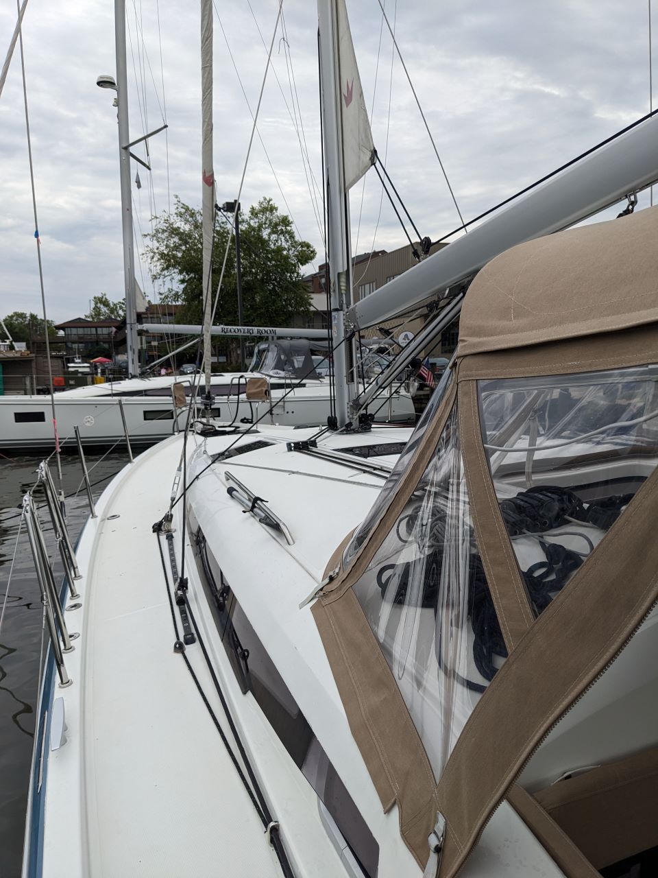 Sun Odyssey 440 - 3 cab. — photo 6