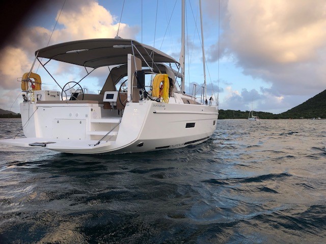 Dufour 430 — photo 1