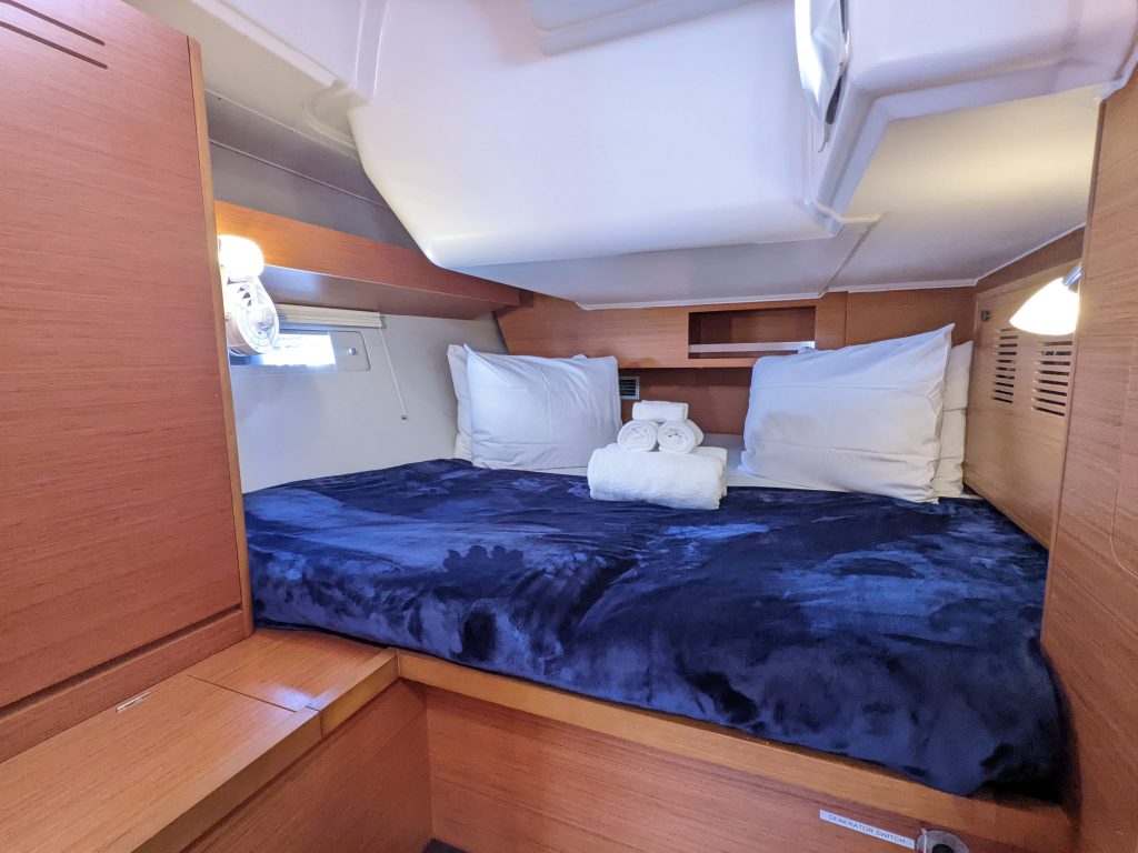 Dufour 430 — photo 12