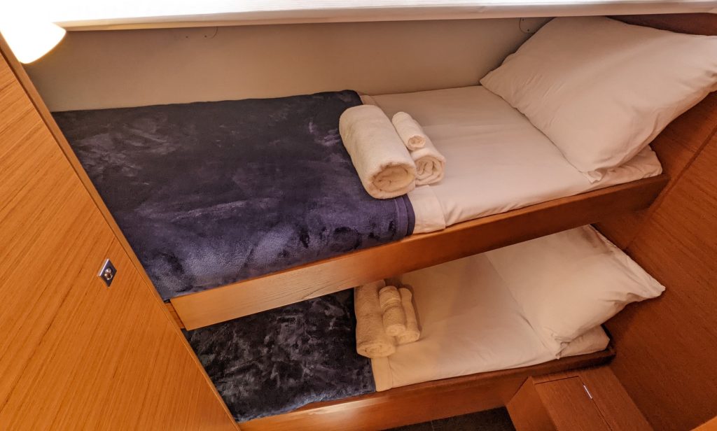 Dufour 430 — photo 13