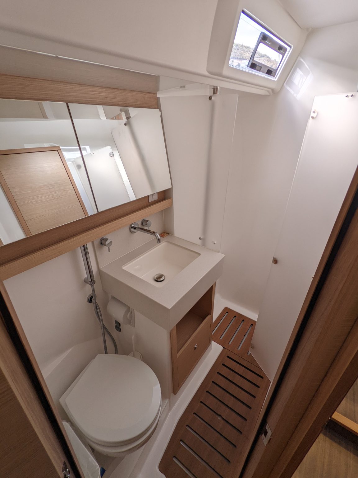 Dufour 430 — photo 15
