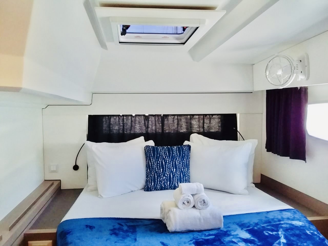 Fountaine Pajot Astrea 42 Maestro — photo 17