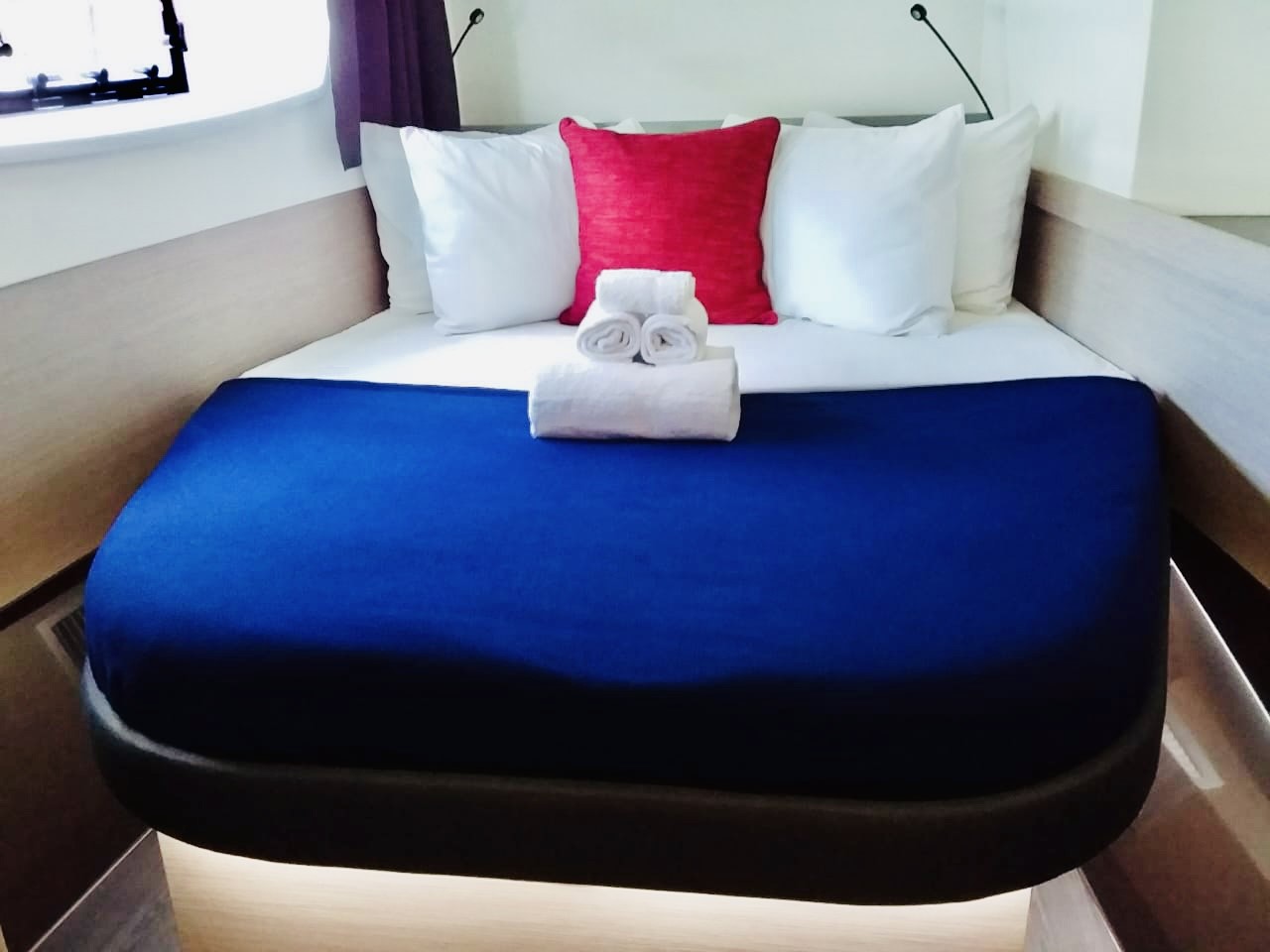Fountaine Pajot Astrea 42 Maestro — photo 19
