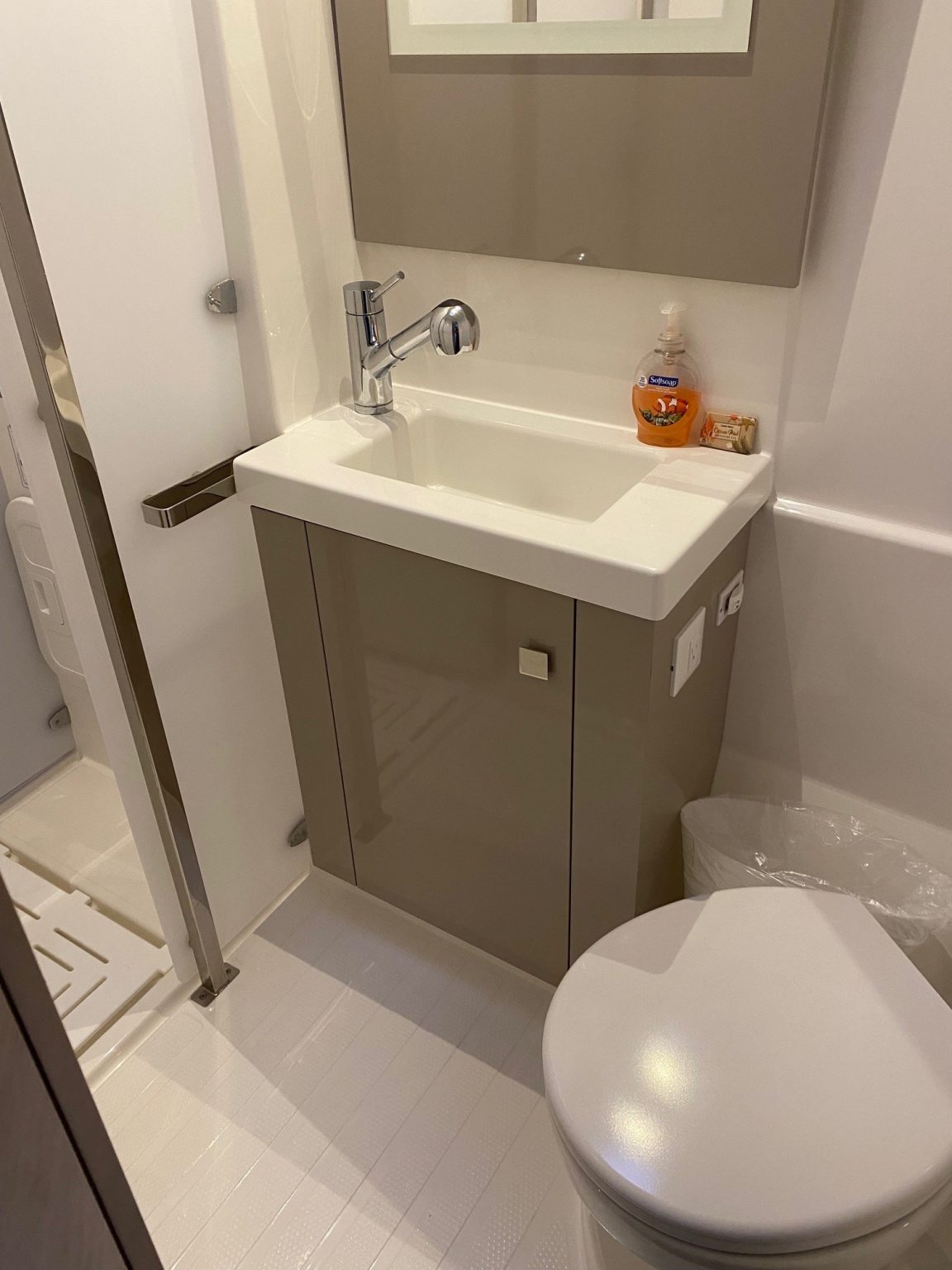 Fountaine Pajot Astrea 42 Maestro — photo 22