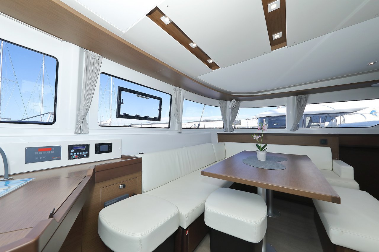 Lagoon 46 - 4 + 2 cab. — photo 20