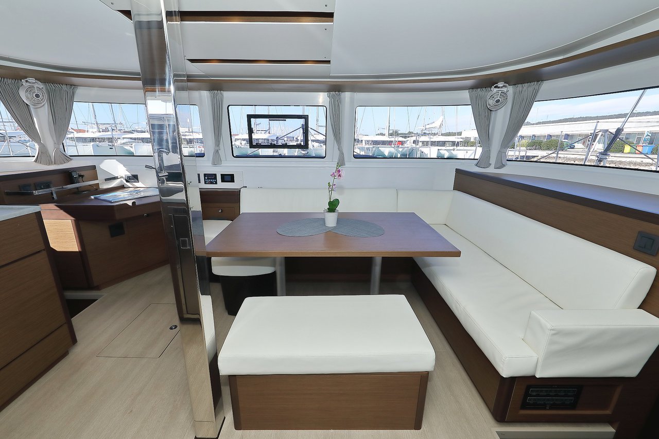 Lagoon 46 - 4 + 2 cab. — photo 21