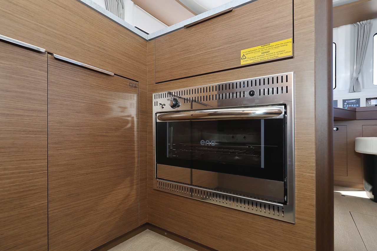 Lagoon 46 - 4 + 2 cab. — photo 27
