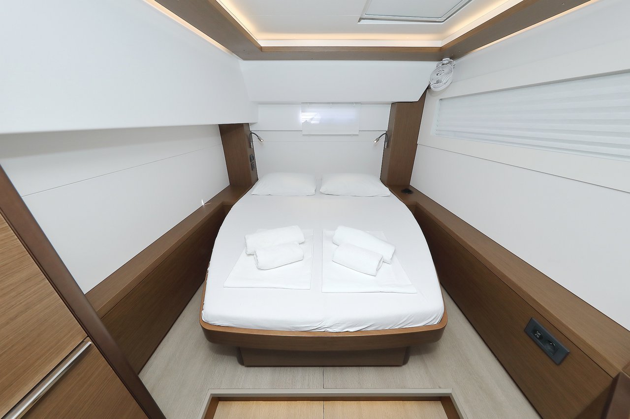 Lagoon 46 - 4 + 2 cab. — photo 30