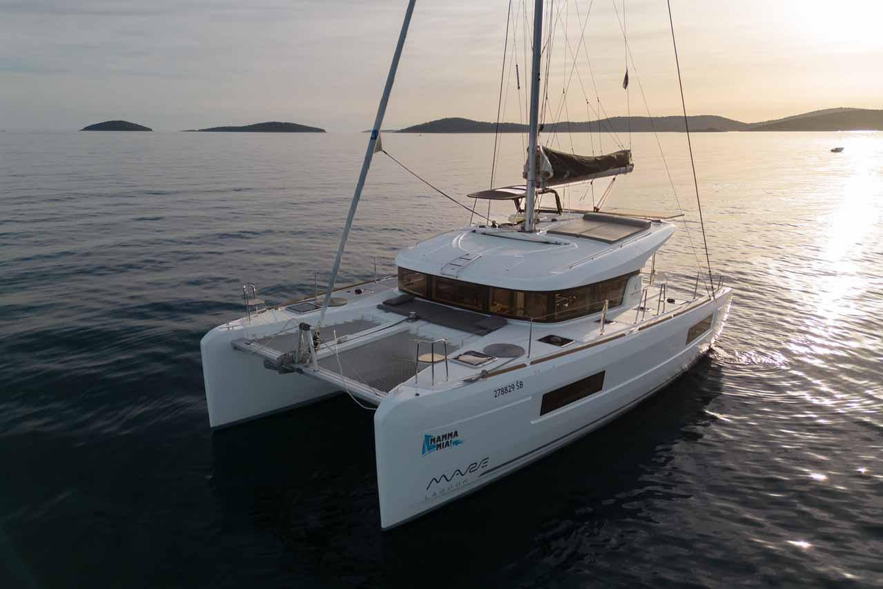 Lagoon 40 - 4 + 2 cab — photo 15