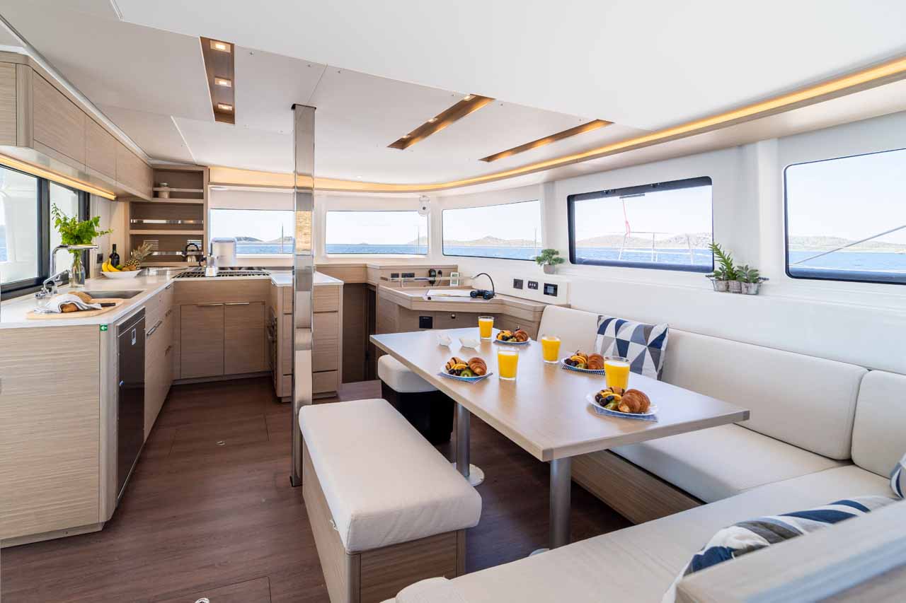 Lagoon 46 - 4 + 2 cab. — photo 25