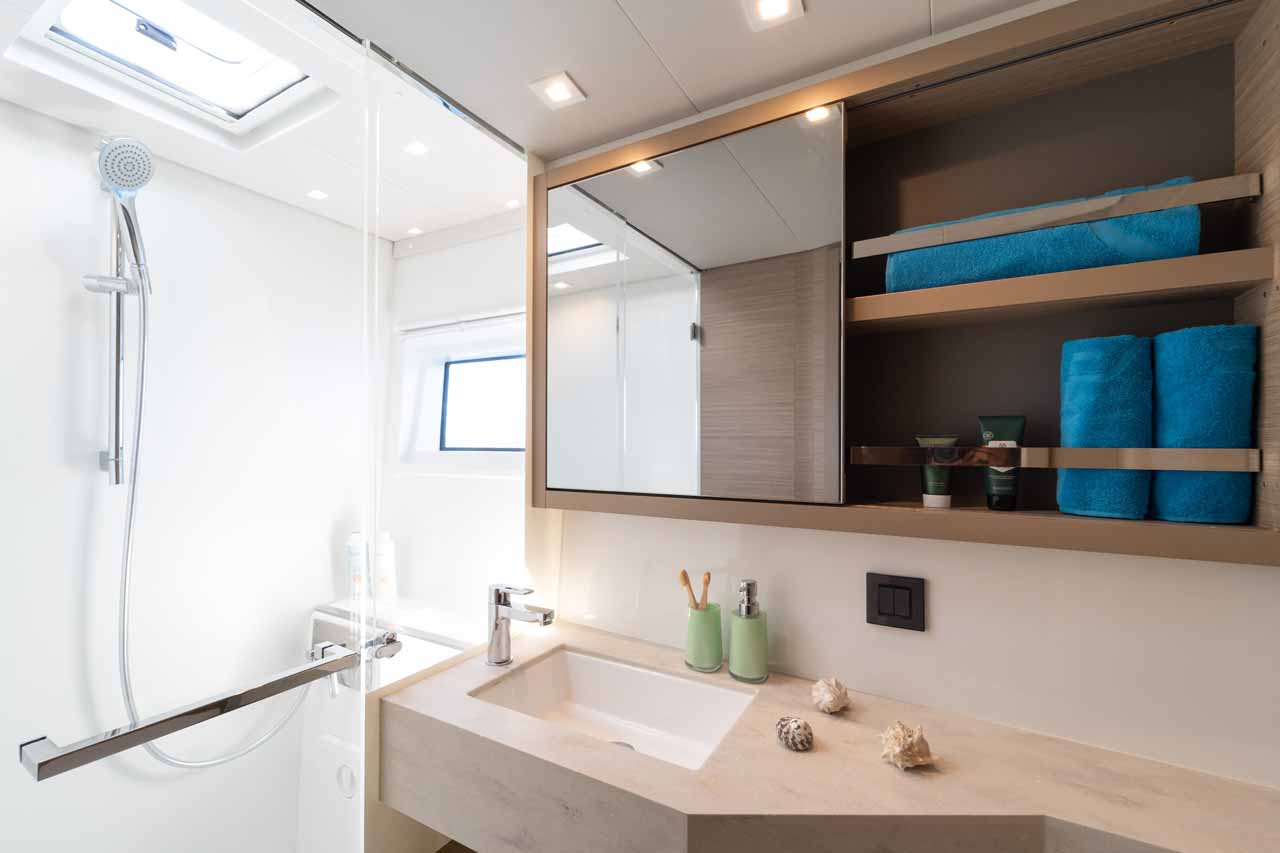 Lagoon 46 - 4 + 2 cab. — photo 34