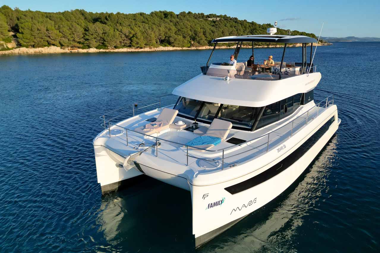 Fountaine Pajot MY6 — photo 7