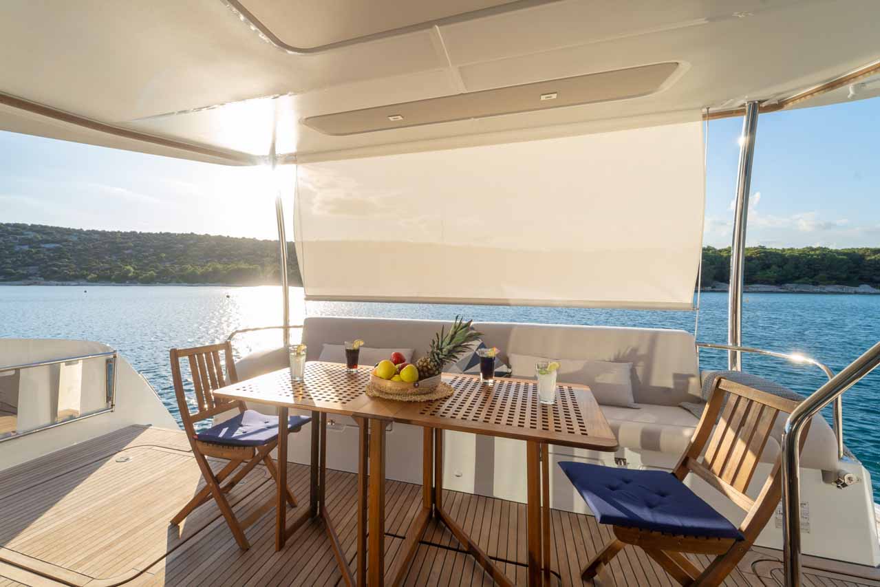 Fountaine Pajot MY6 — photo 13