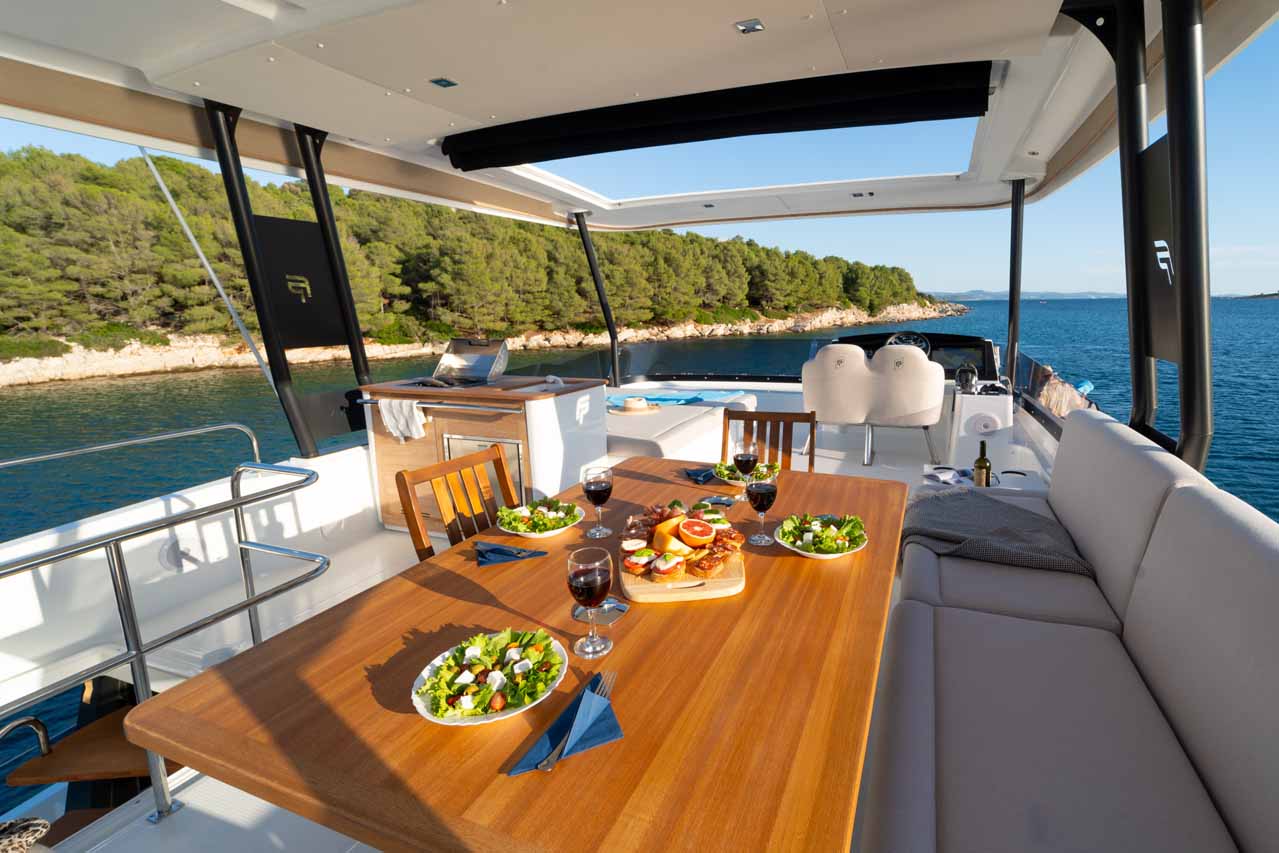 Fountaine Pajot MY6 — photo 14