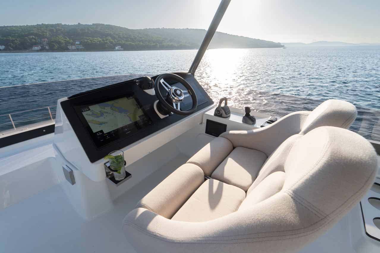 Fountaine Pajot MY6 — photo 22